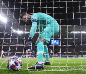 Kaiyun- 库里雷霆绝杀球迷 