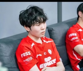 开云体育-关于Rookie回归赛场，挺进下一轮首场状态亮眼，MAD观众沸腾！的信息